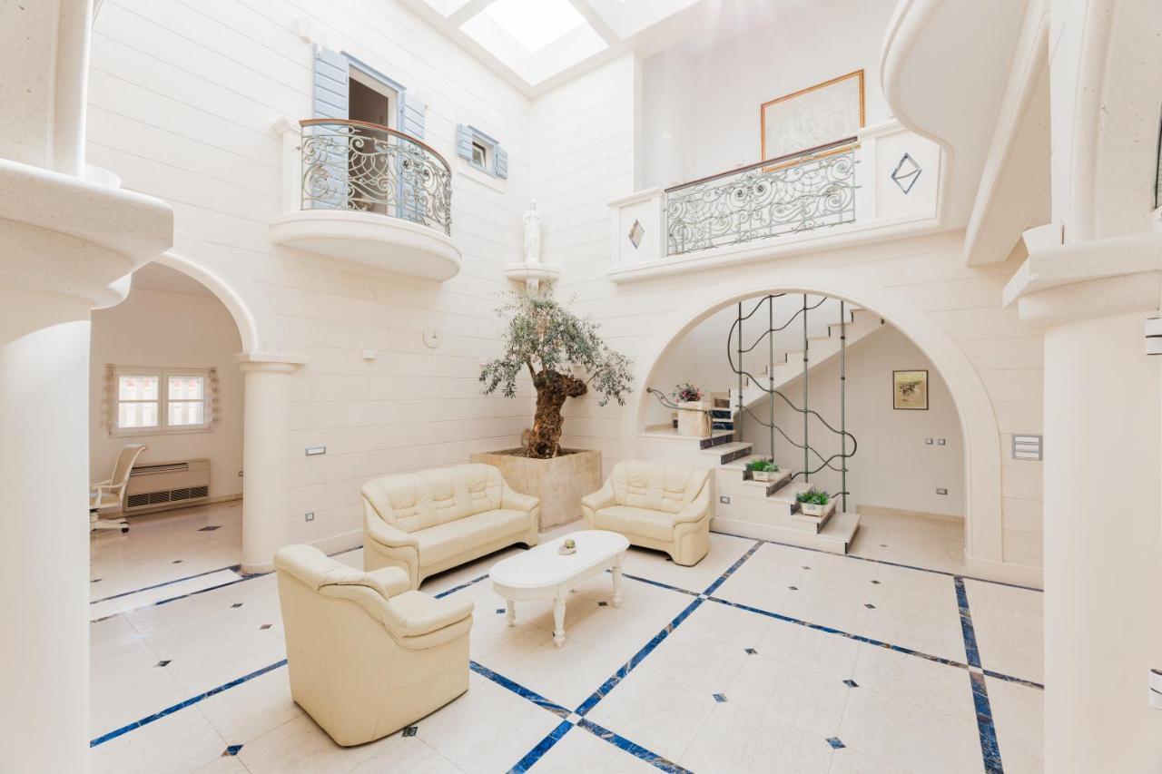Villa Atrium Makarska Eksteriør billede